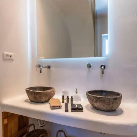 Vila Breathtaking 5 Bedroom With Private Pool Agios Stefanos (Mykonos)